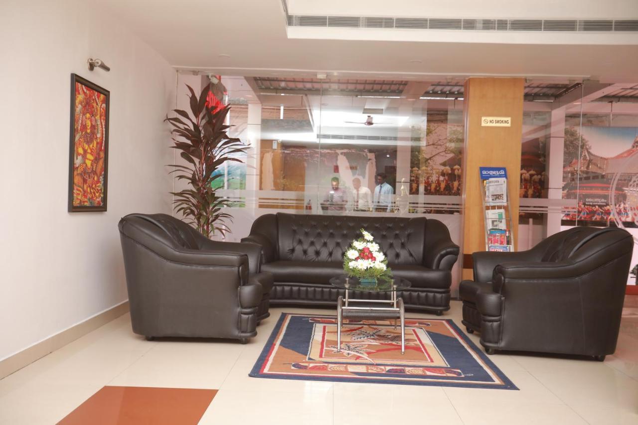 Thrissur Hotel Peninsula المظهر الخارجي الصورة