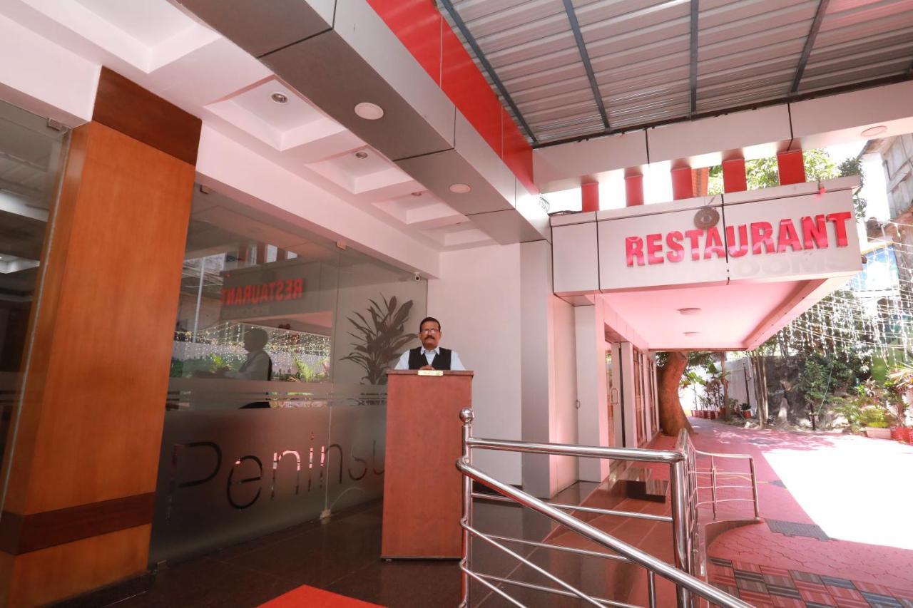 Thrissur Hotel Peninsula المظهر الخارجي الصورة