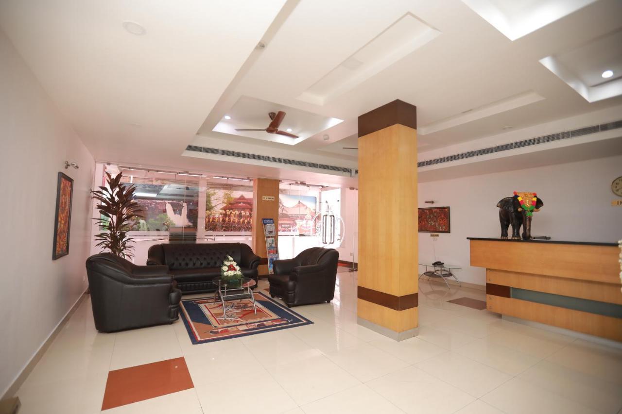 Thrissur Hotel Peninsula المظهر الخارجي الصورة